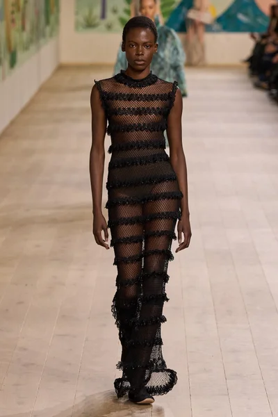 Look 61
